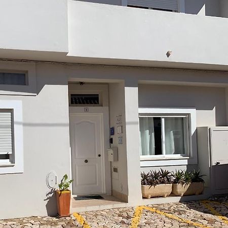 Casa Da Aldeia - Guest House Odiáxere Buitenkant foto