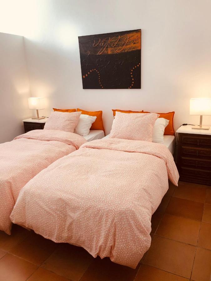 Casa Da Aldeia - Guest House Odiáxere Buitenkant foto